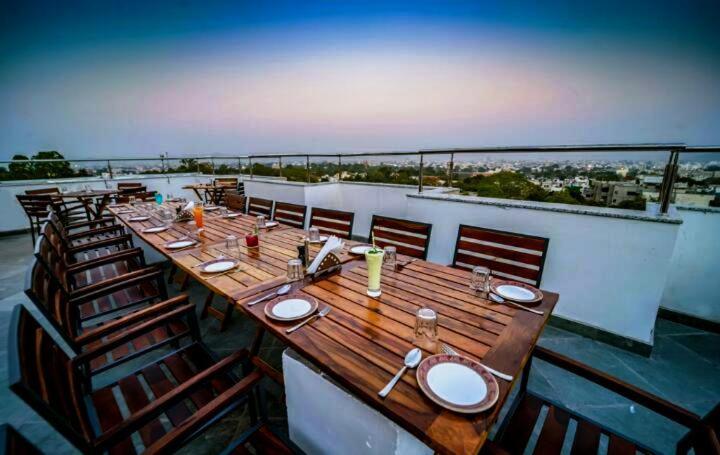 Hotel Wonder Cliff Udaipur Exterior foto