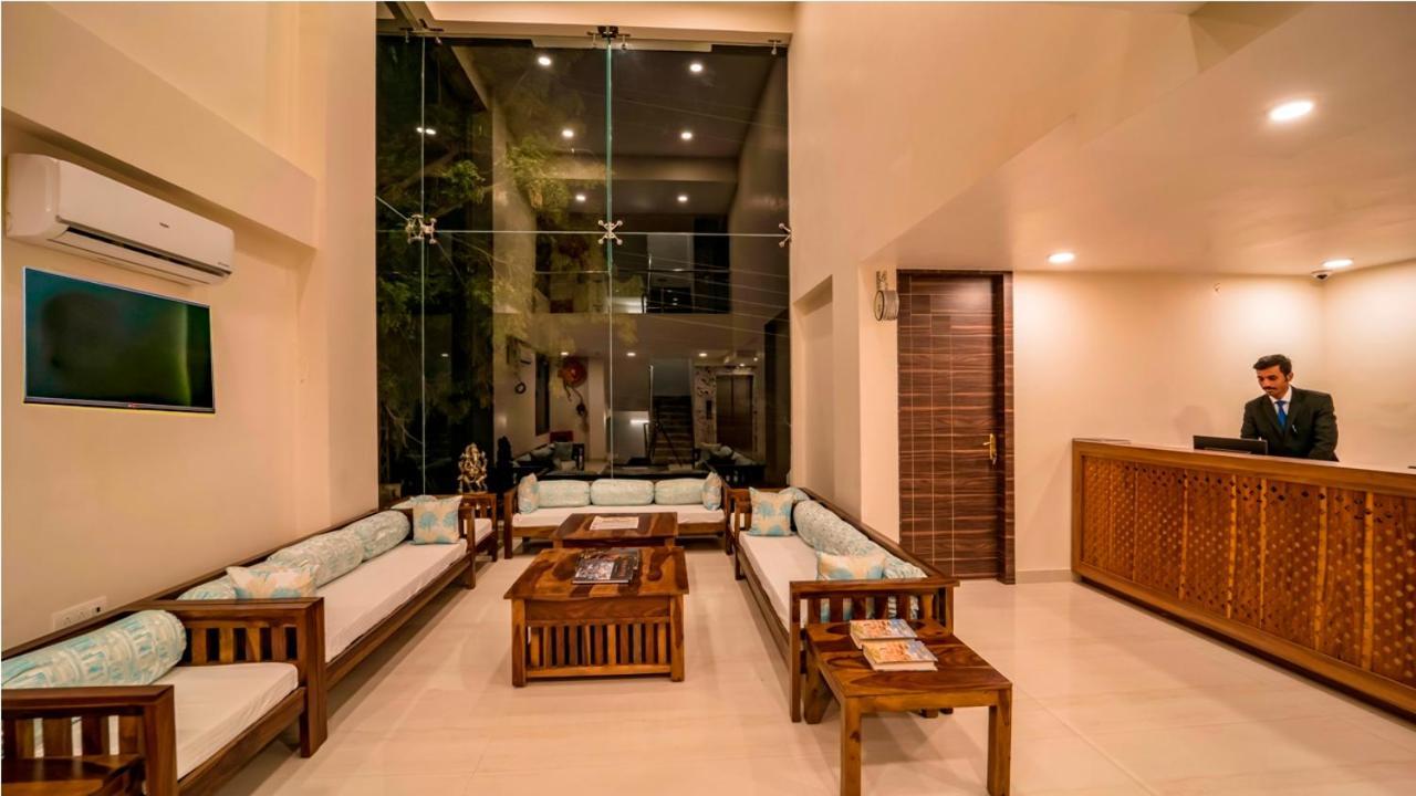Hotel Wonder Cliff Udaipur Exterior foto